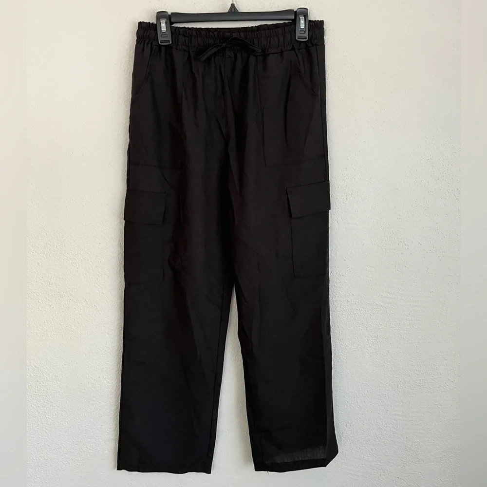 Foral Blooming Woman Black Tie-Waist Pocket Straight Leg Pants, Size L
